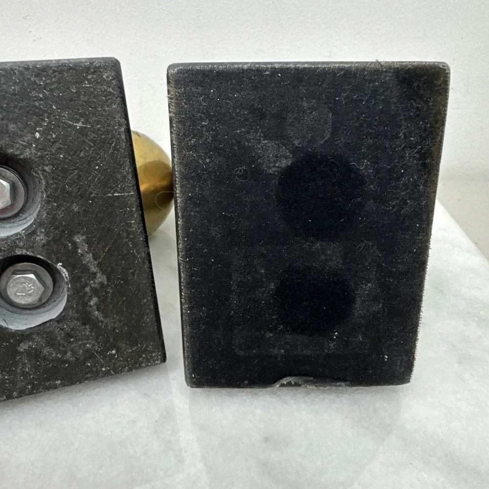 2 Heavy Vintage Brass DUCK 10